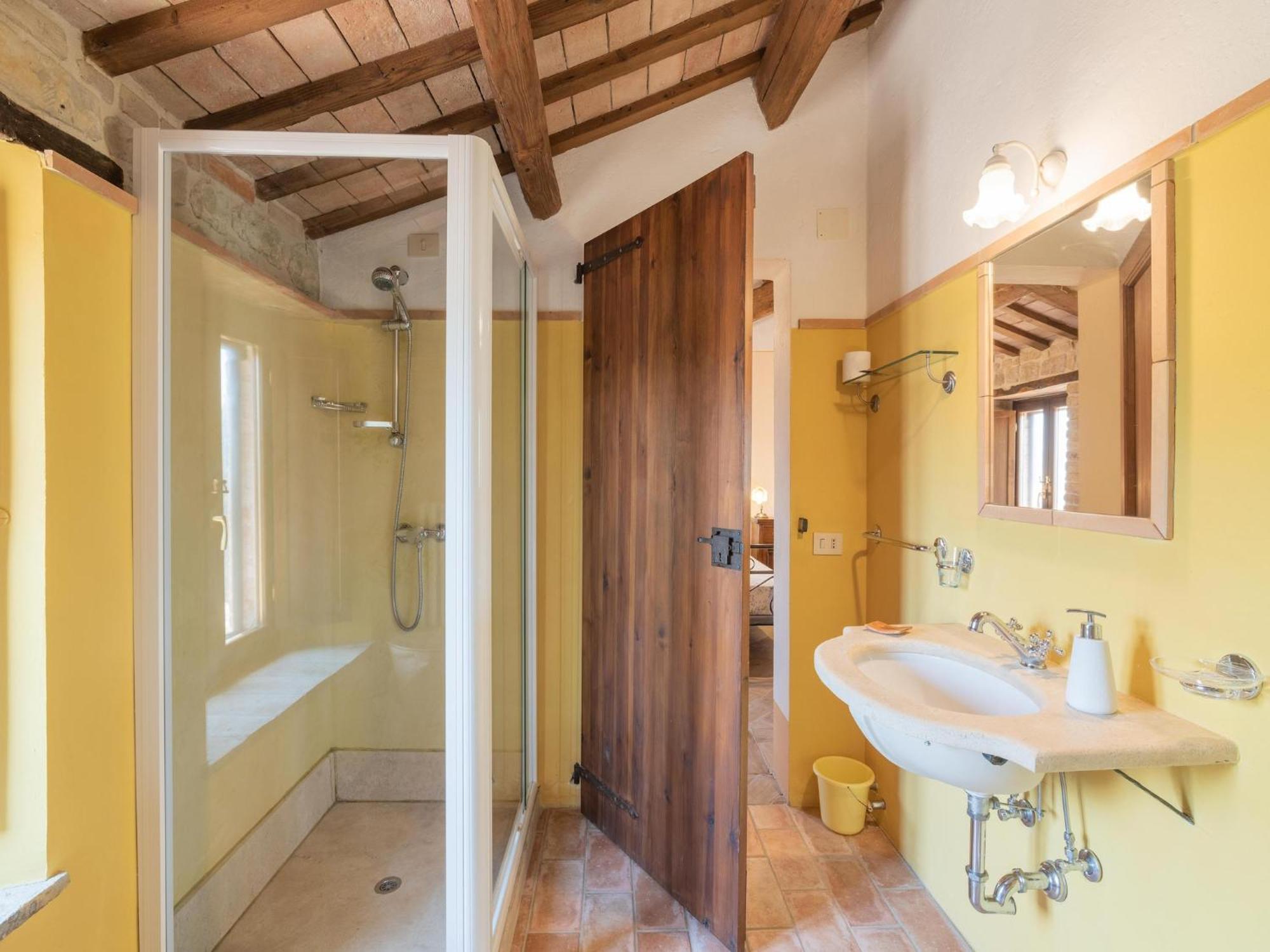 Gorgeous Apartment With Pool Near Sibillini Mountains Monte San Martino Buitenkant foto